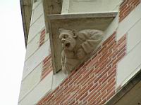 Blois, Chateau, Aile Louis XII, Cul-de-lampe, Homme grimacant